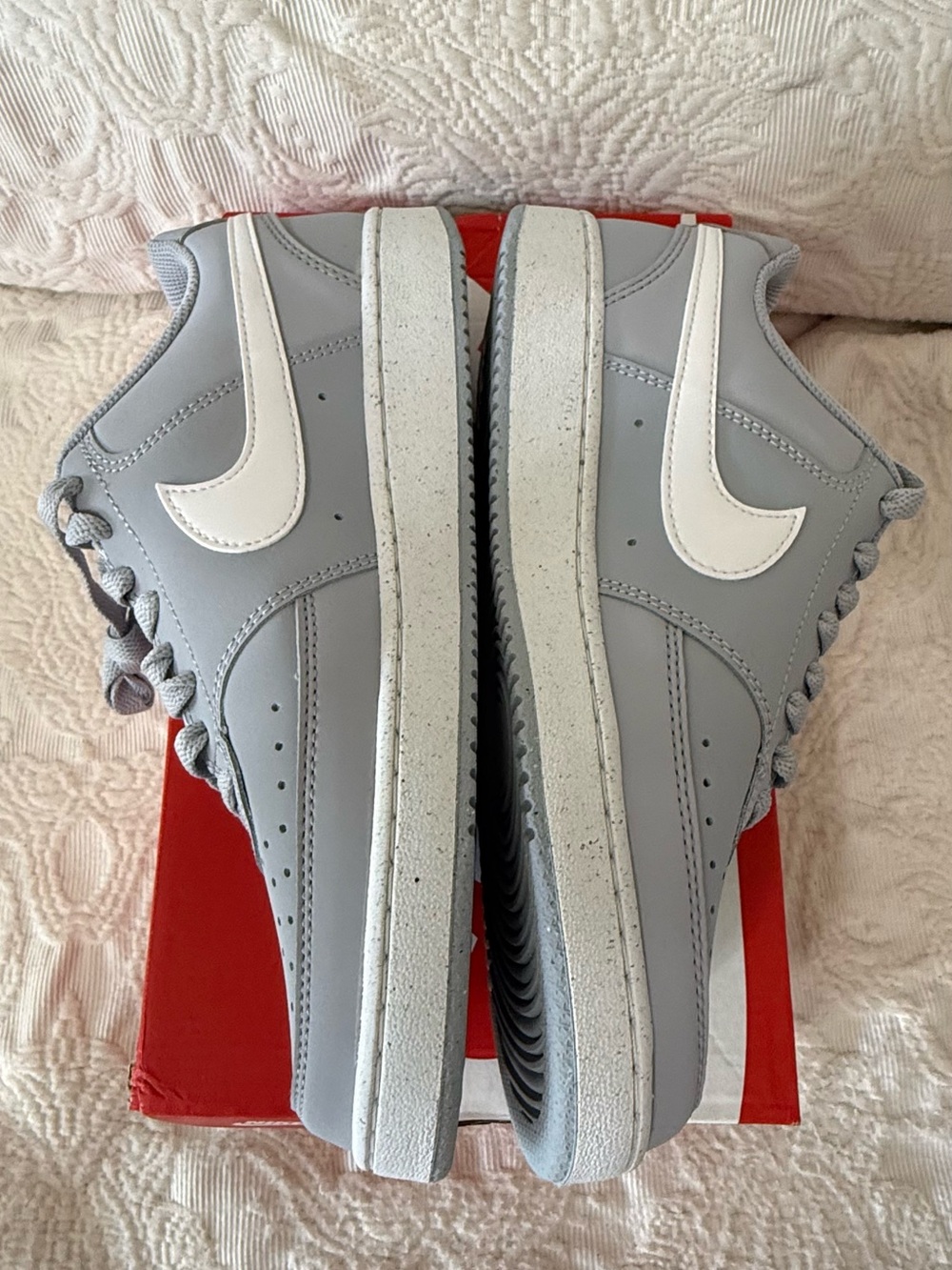 Nike Court Vision Low Wolf Grey Summit White Mens 6 or Womans 7.5